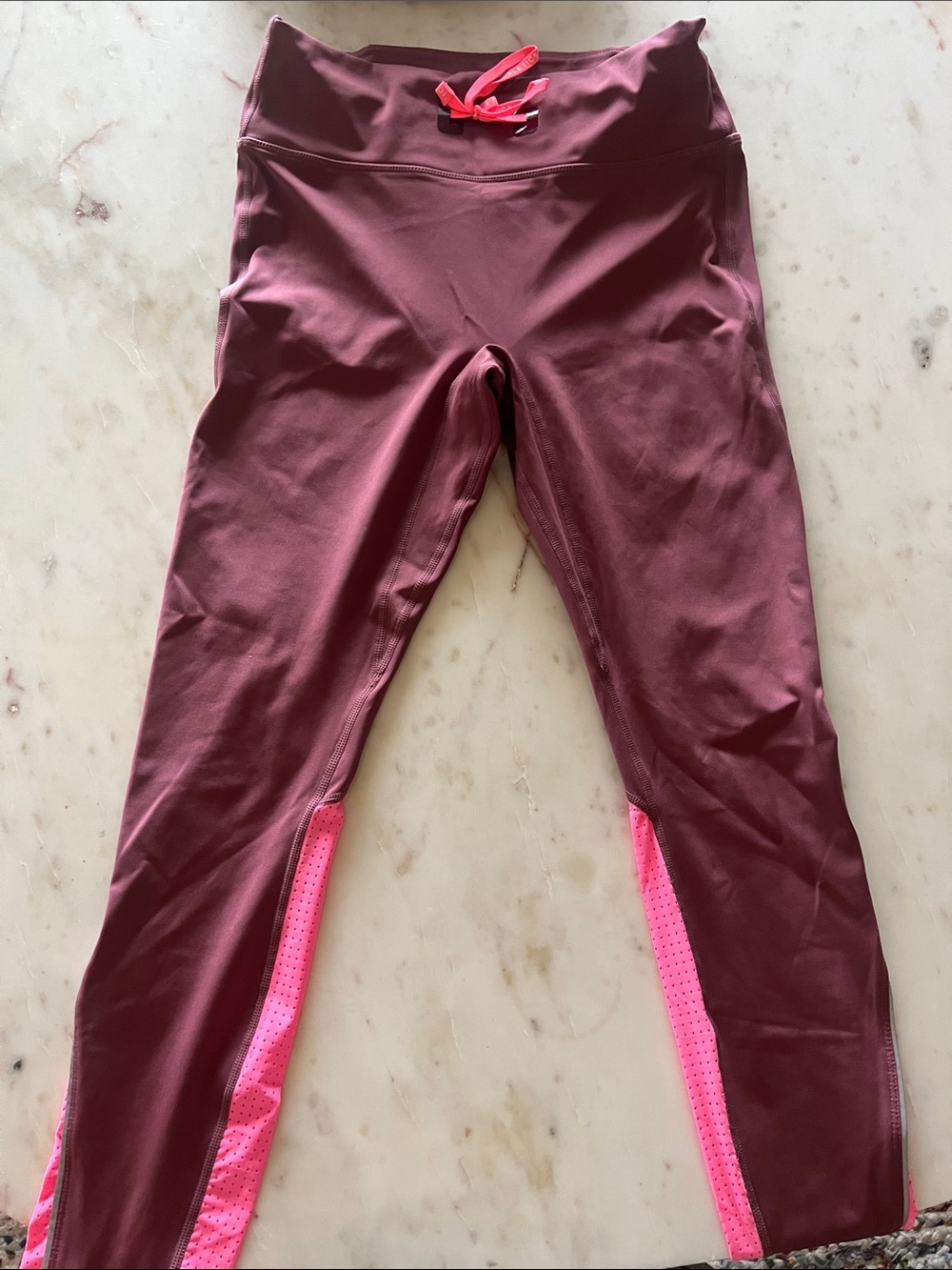 Fabletics Stride 9 Motion365+ High-Waisted Legging
